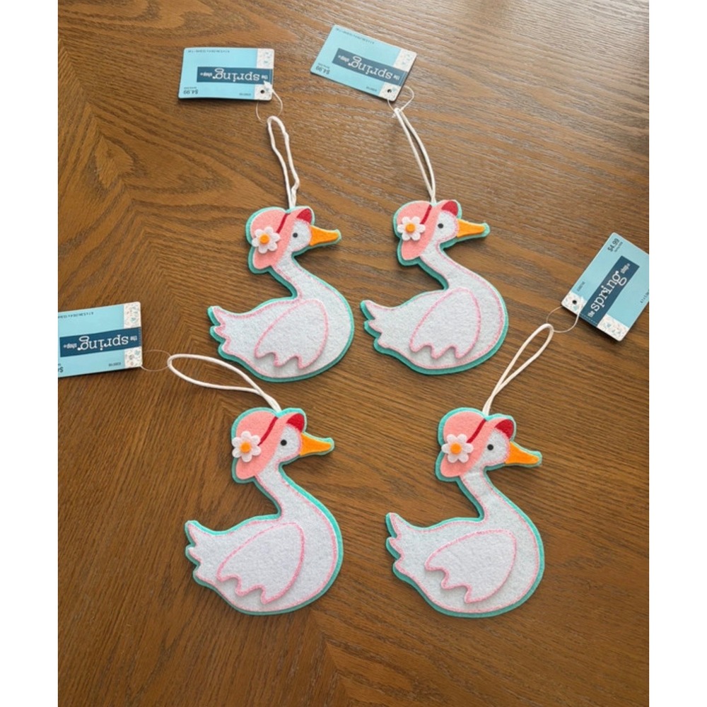 The Spring Shop Felt Goose Ornaments Set of 4 Pink Hat Easter Spring Decor NWT